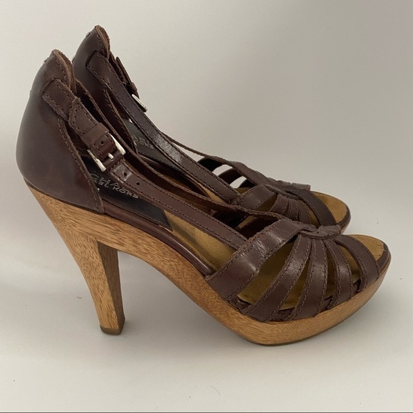 MICHAEL Michael Kors Brown Leather Wood Heels - Picture 10 of 10